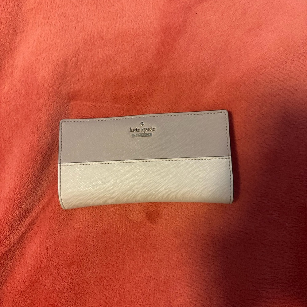 Kate Spade Cream Wallet